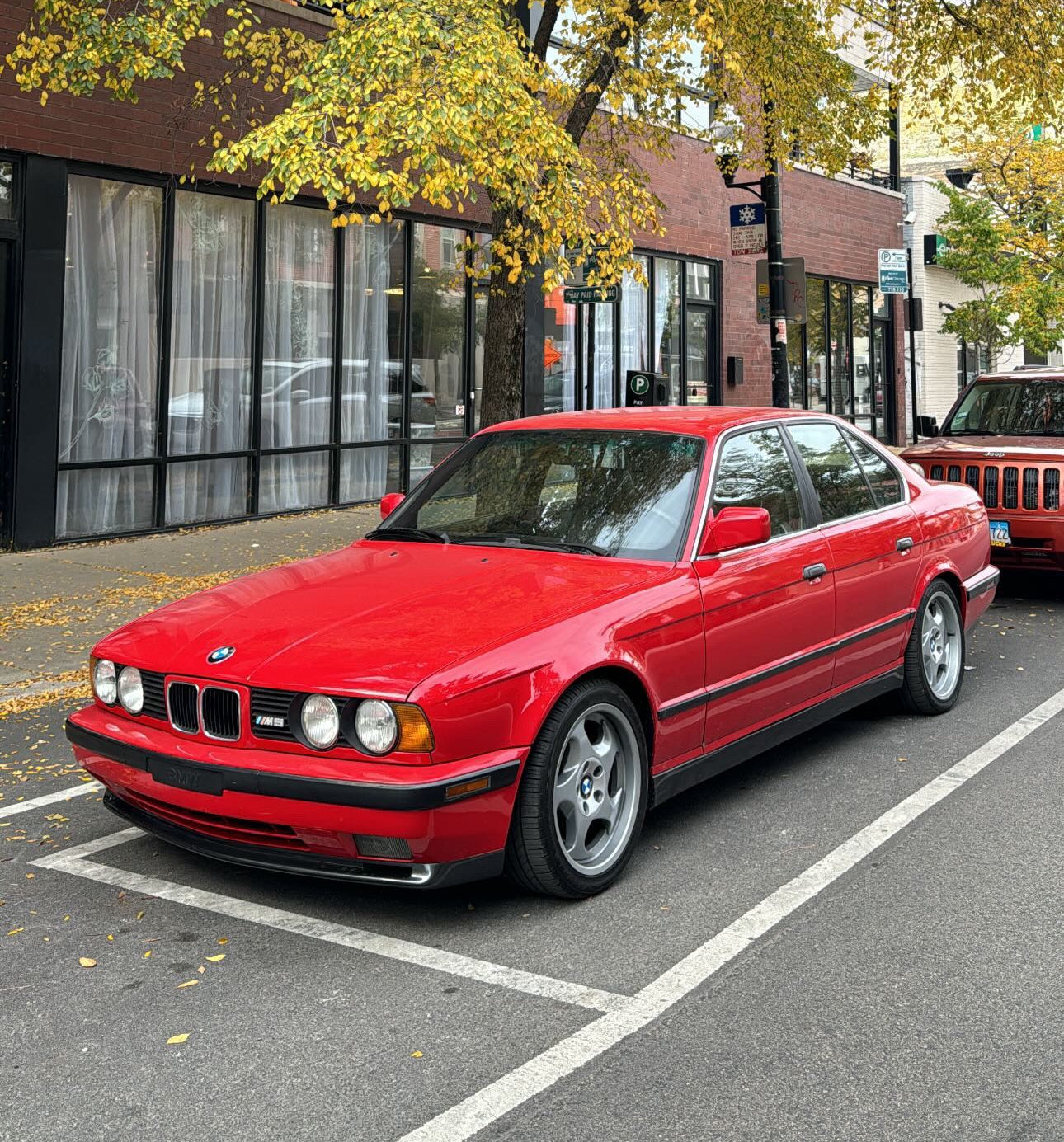 E34