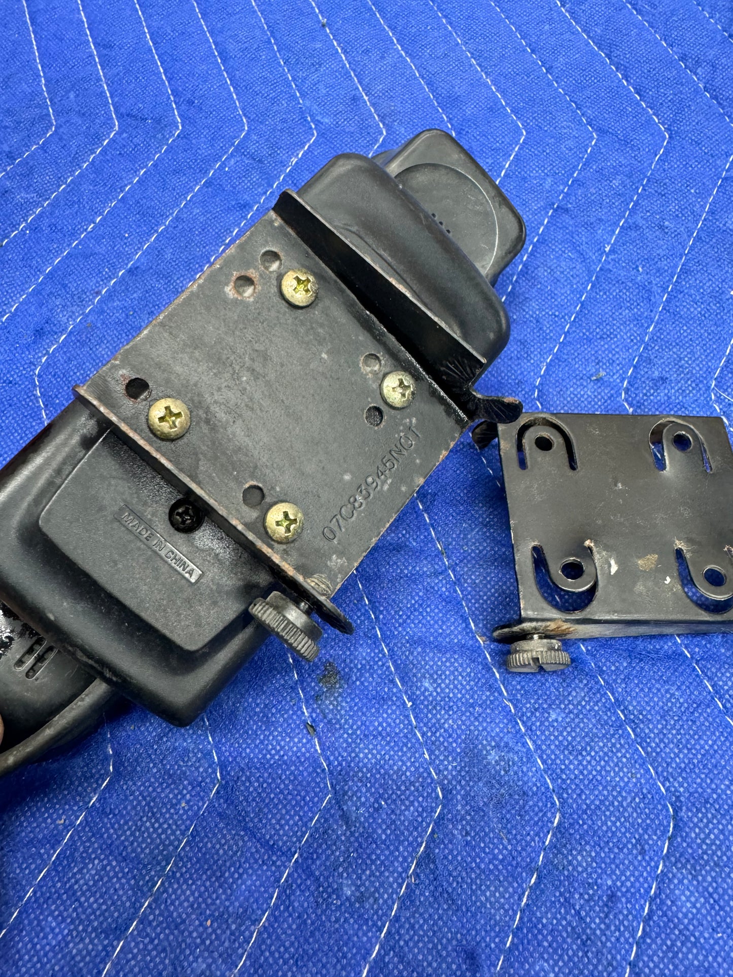 BMW Bell Atlantic Car Phone and Mount OEM