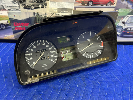 BMW E28 Euro 1981 528e Instrument Cluster - For Parts