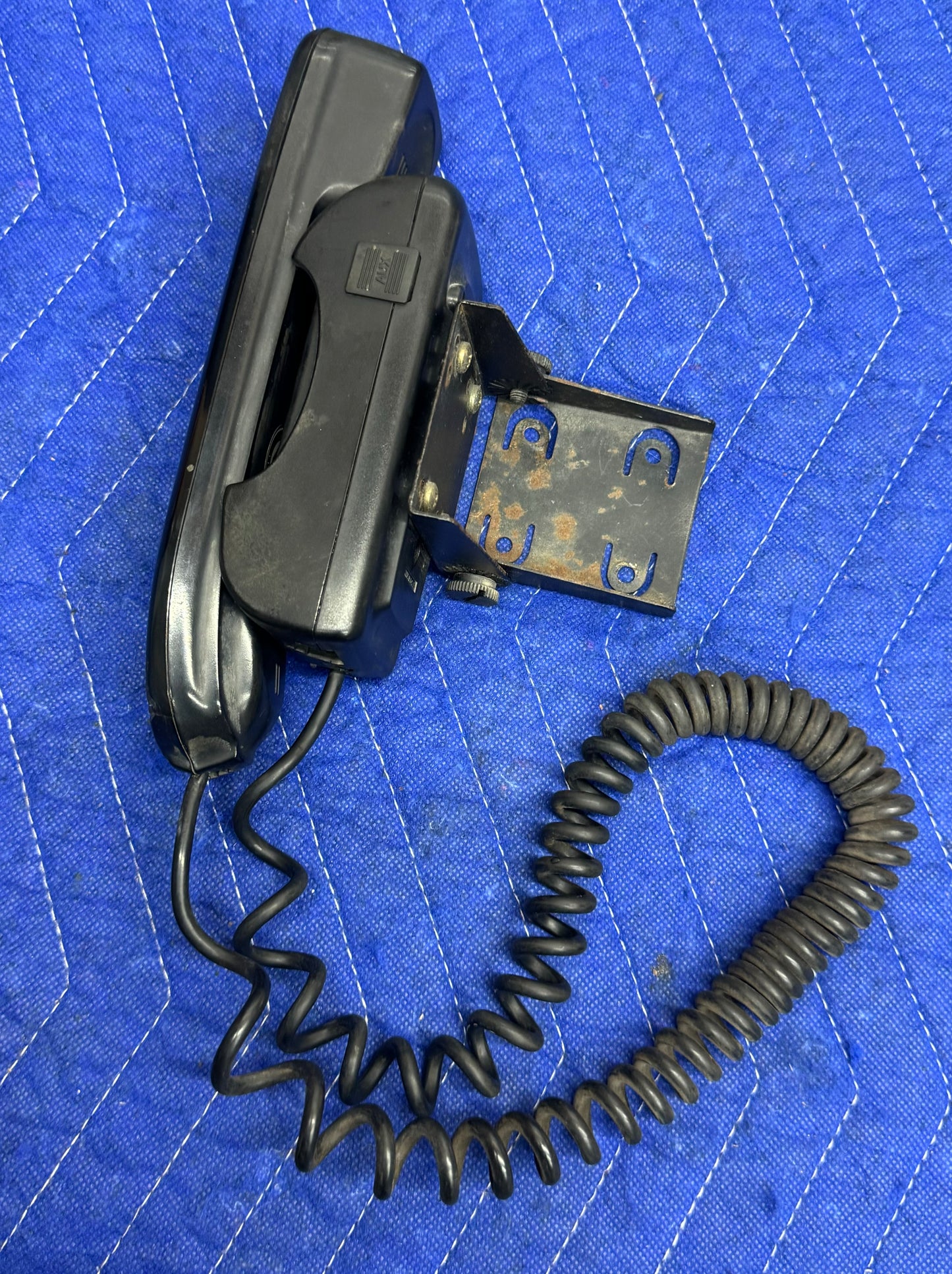 BMW Bell Atlantic Car Phone and Mount OEM