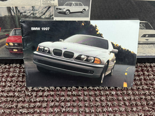 BMW 1997 E39 Booklet