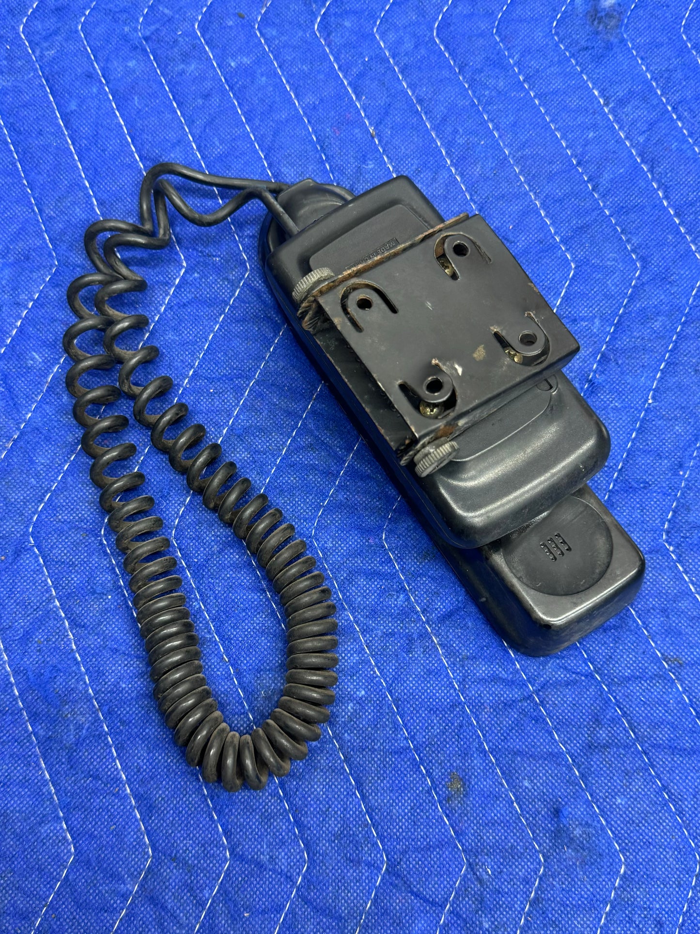 BMW Bell Atlantic Car Phone and Mount OEM