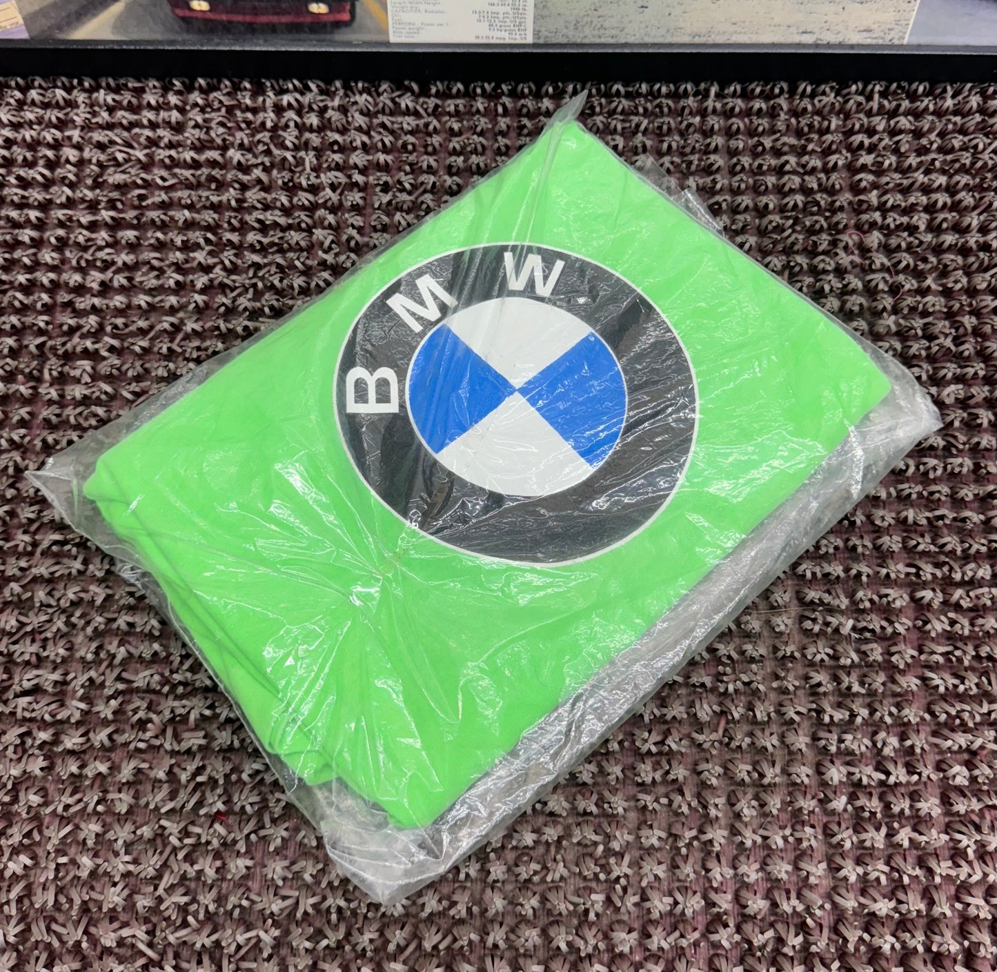 90’s BMW Classic Logo Green Tee NEW - Large