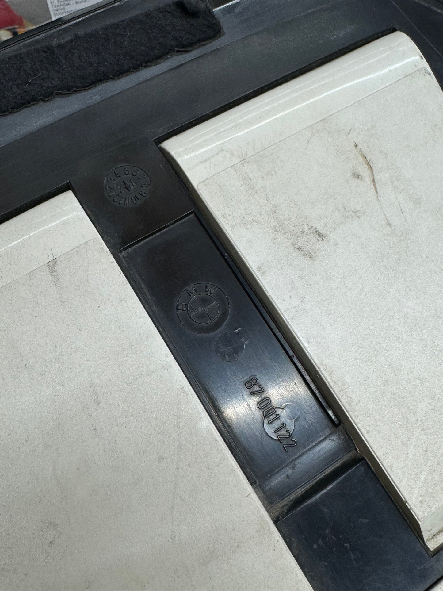 BMW E28 Euro Instrument Cluster + Quartz Clock - For Parts