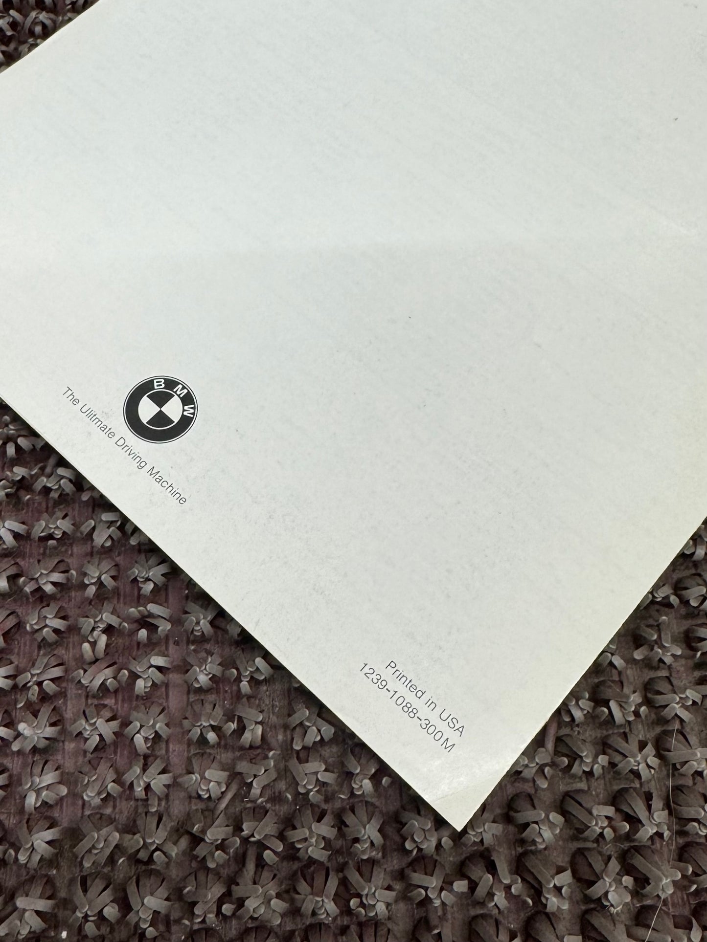 BMW 1989 Key Specifications Booklet