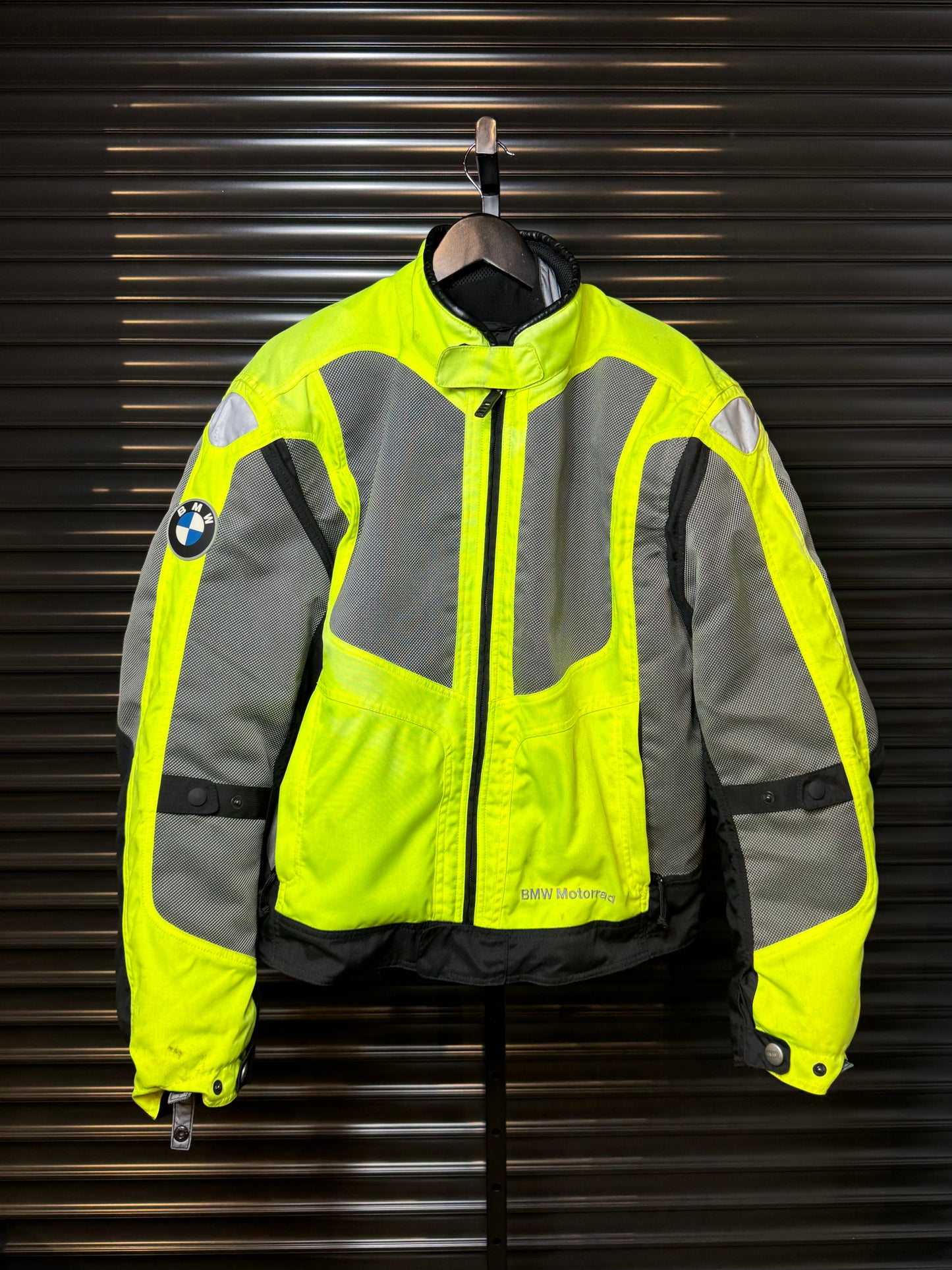 BMW Motorrad Hi-Vis AirShell Jacket - XL