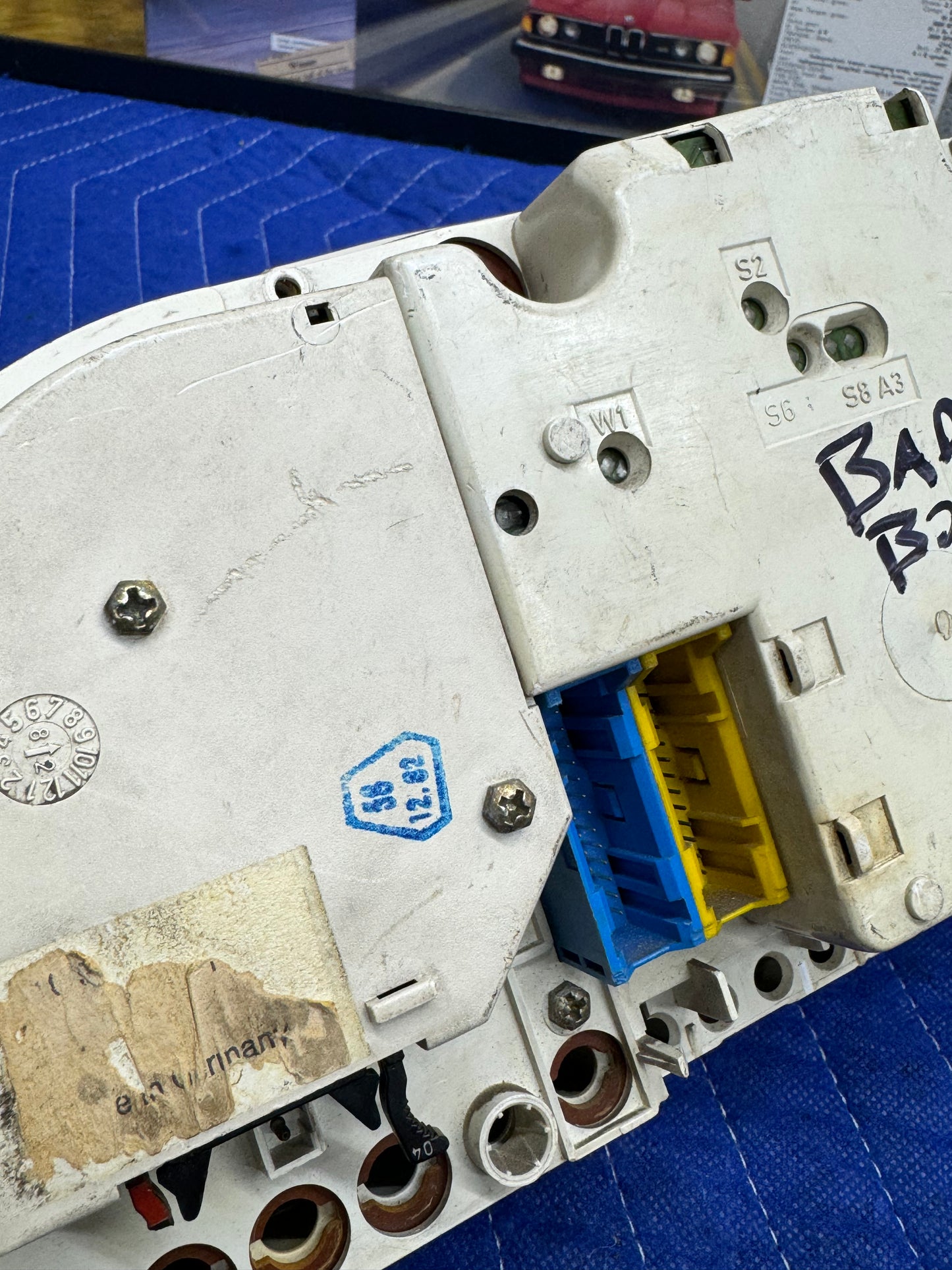 BMW E28 Euro Instrument Cluster + Quartz Clock - For Parts