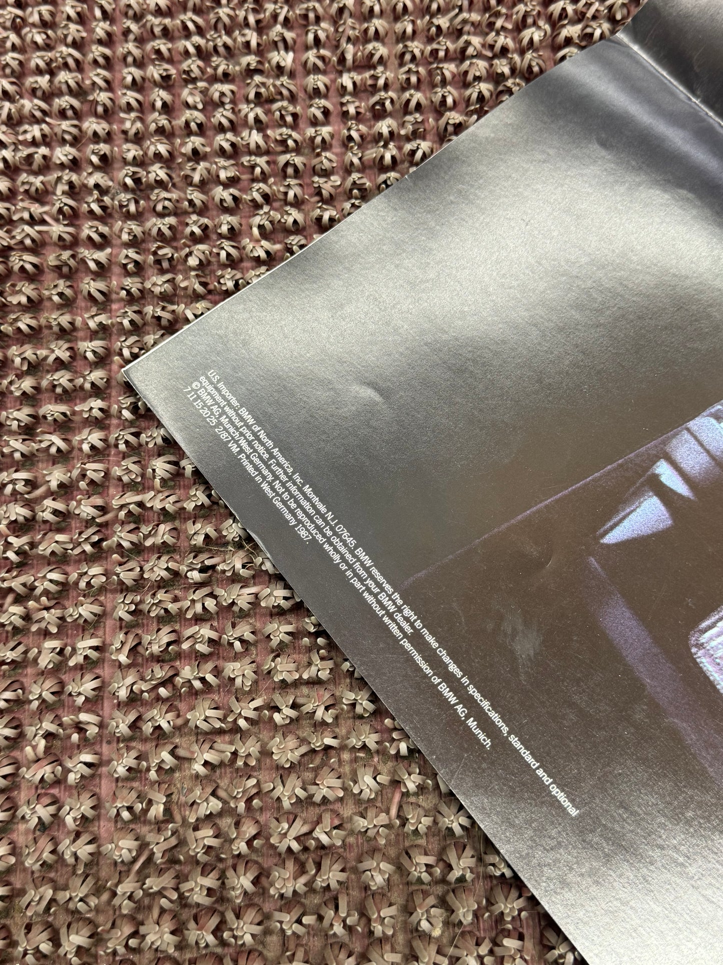 BMW E32 Fold Out Poster 1987 Booklet
