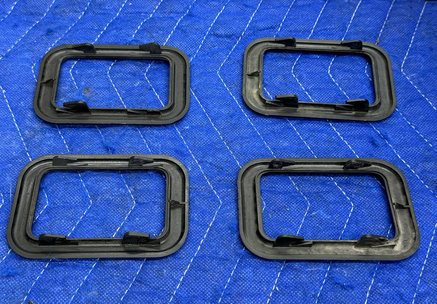 BMW Interior Door Handles + Black Covers Complete Set