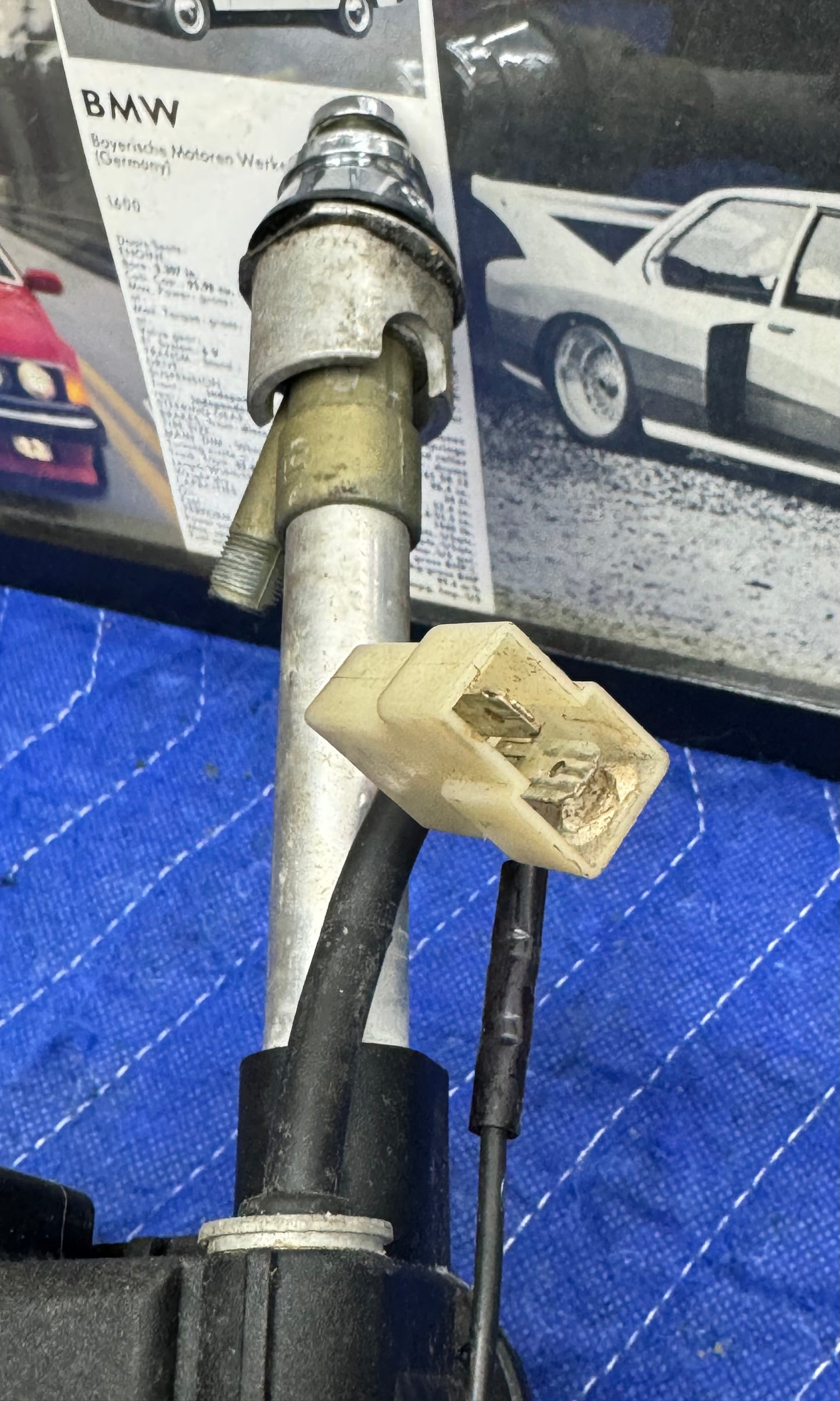BMW Hirschmann Auta 6000EL Power Antenna - UNTESTED