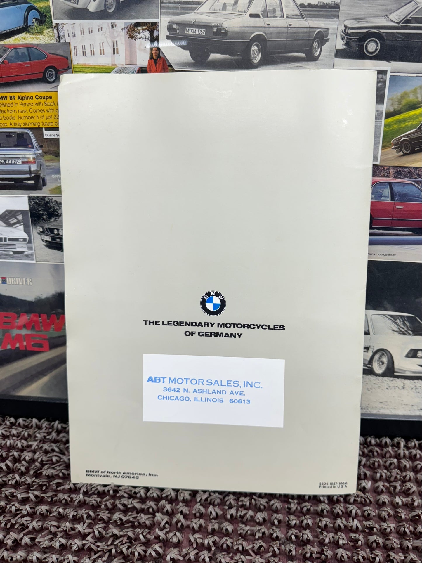 BMW Motorcycles 1988 Rider’s
Accessories Booklet