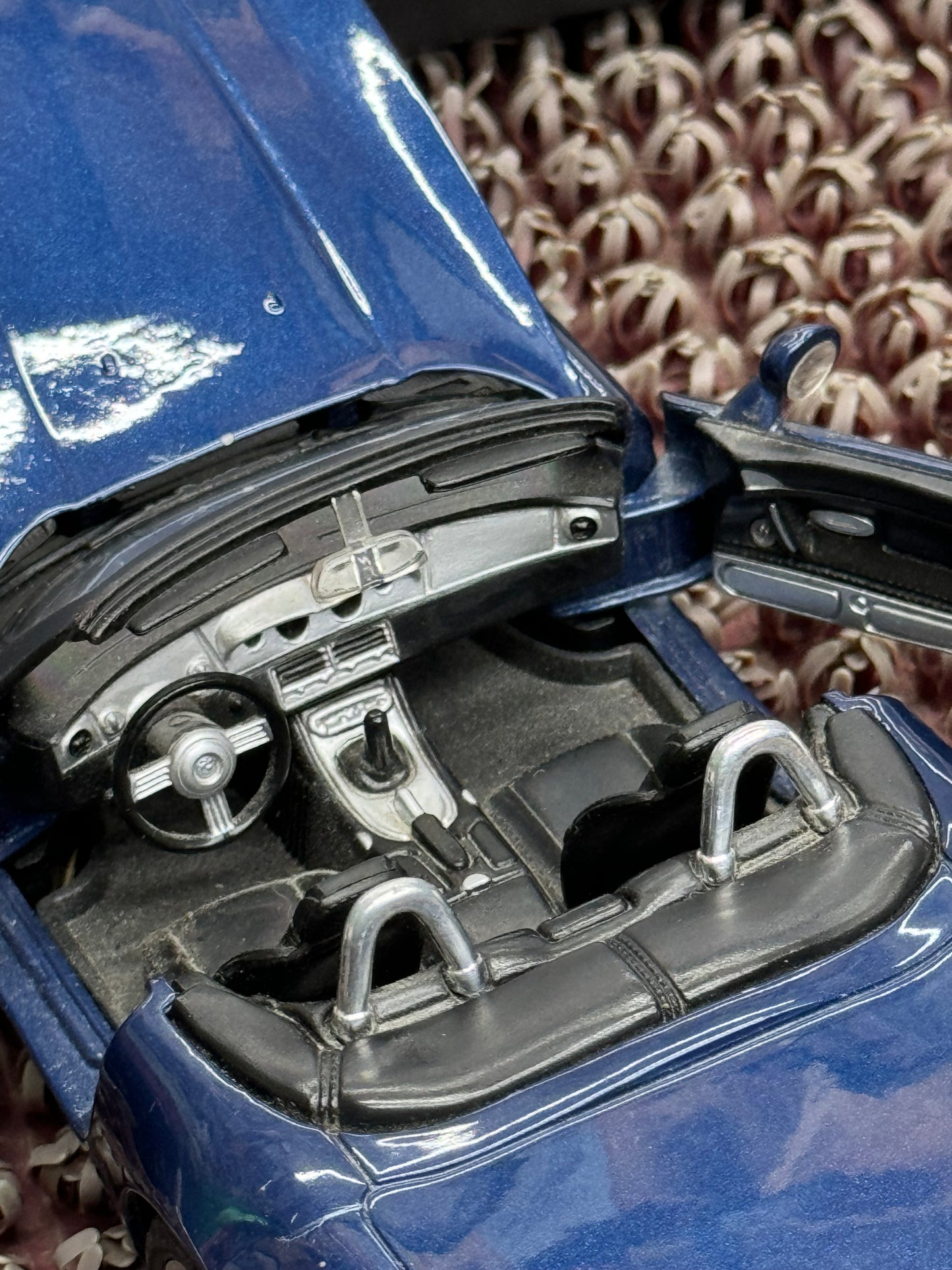 BMW Z8 1/18 Scale Die-Cast