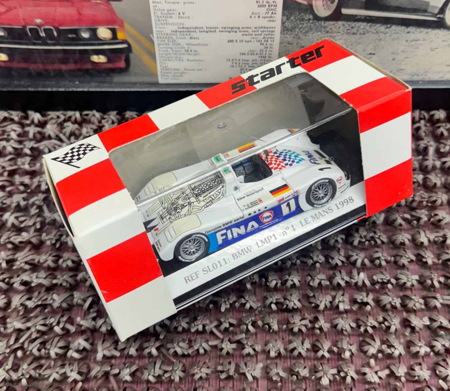 BMW LMP1 Race Car LE MANS 1998 - 1/43 Scale