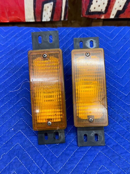 BMW E28 Front Turn Signal Parking Light Orange Set of 2 -  63131386608